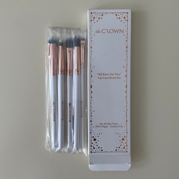 Crown All Eyes On You 5-Piece Luxe Brush Set -For all skin types, 100% Vegan New - Picture 2 of 5